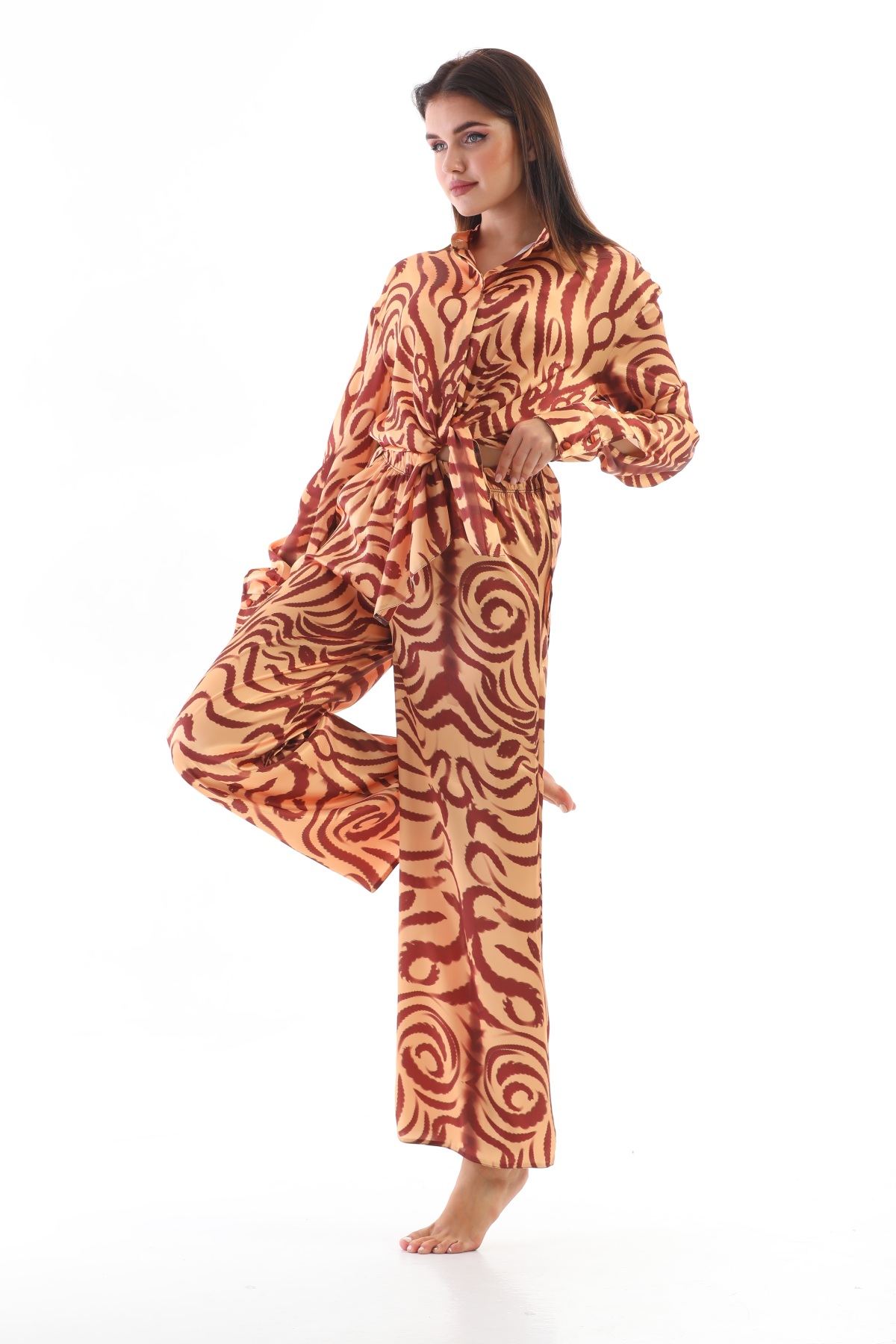 Kadın Leopar Desenli Saten Pijama Takımı
